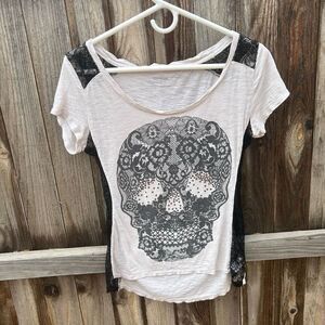 Express t-shirt short sleeve lace size small petite